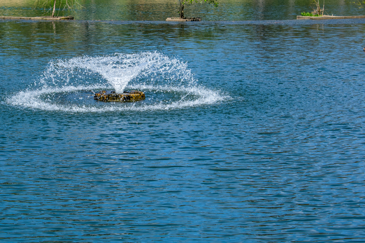 Aerators and Pond Fountains